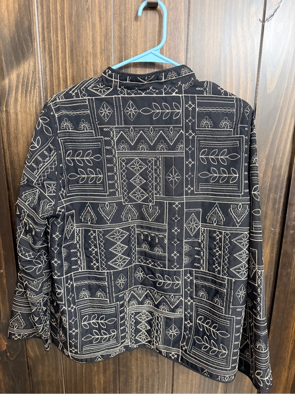Black Embroidered Geometric Patterned Open Front Jacket - Picture 4 of 6